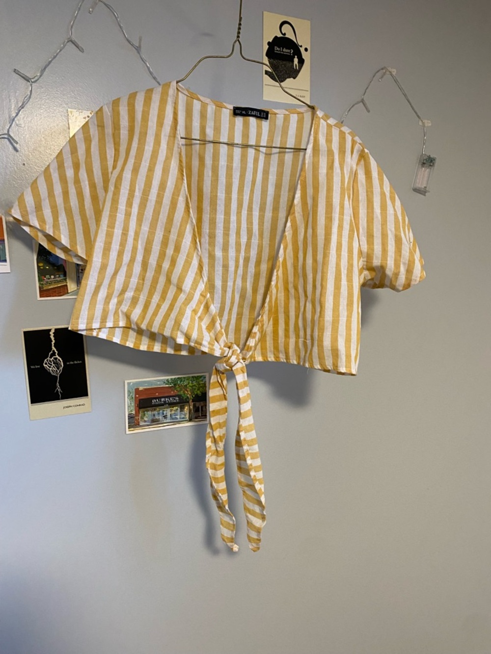 Zaful Yellow and White Striped Tie-Front Crop Top